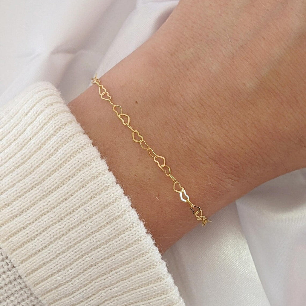 Dainty Gold Filled Heart Chain Bracelet – Minimalist, Made to Order, Custom Length